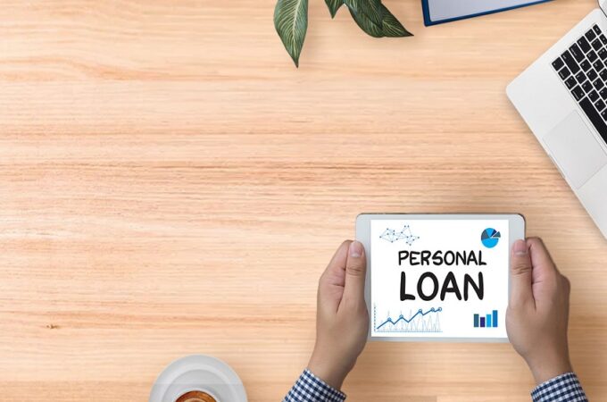 Credit Card Vs Personal loan- Which suits you most?