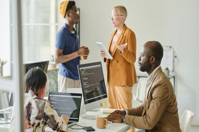 How to Measure ROI When Working with a SaaS Marketing Agency